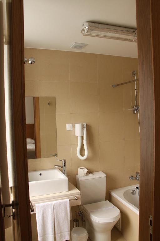 Hotel Zenite Angra do Heroísmo Cameră foto
